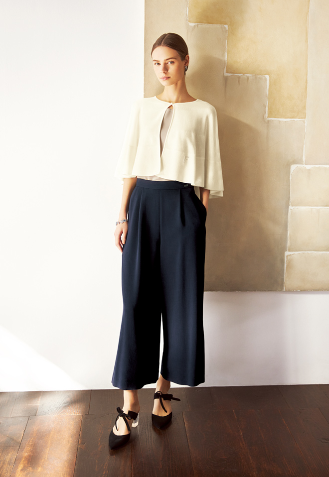 FOXEY　￥53,900　フォクシーサイズF　ニットDoloplet　ネイビー FOXEY￥53,900フォクシーサイズFニットDolopletネイビー