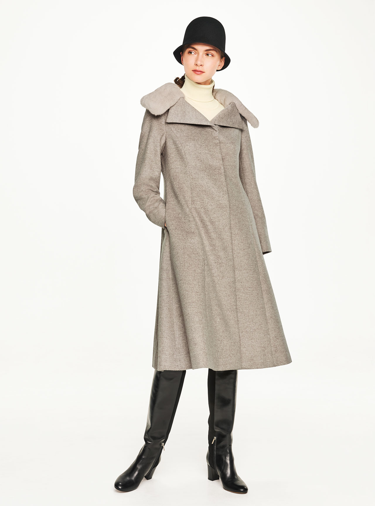 COAT COLLECTION 2022 | FOXEY